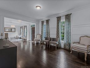 3 Sachem Lane, East Quogue NY 11942