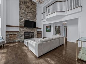 3 Sachem Lane, East Quogue NY 11942