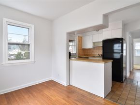 355 Upland Avenue, Yonkers NY 10703