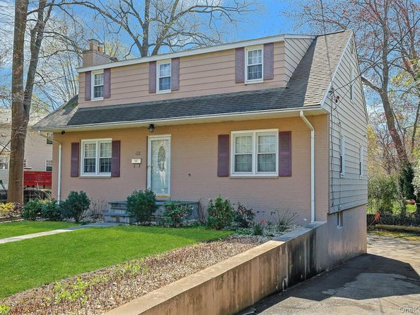 43 John Alden Road, New Rochelle NY 10801