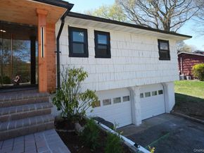 36 Storyland Lane, East Setauket NY 11733