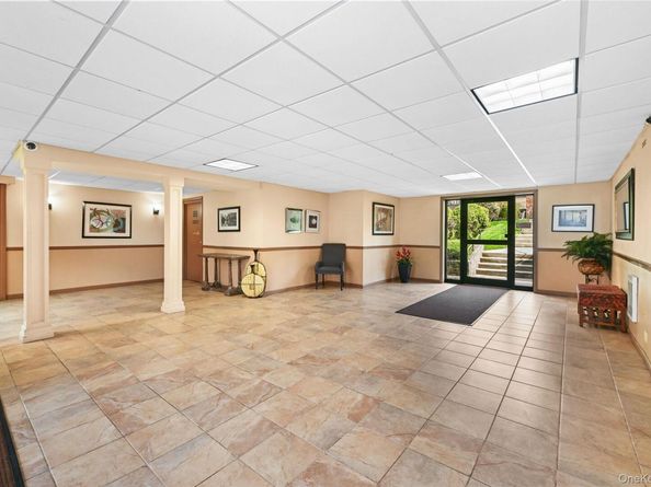 115 Dehaven Drive 302, Yonkers NY 10703