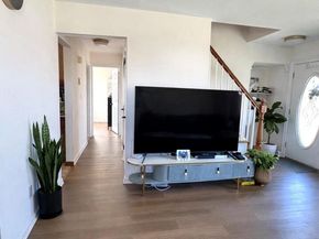 289 Roselle Street, Mineola NY 11501