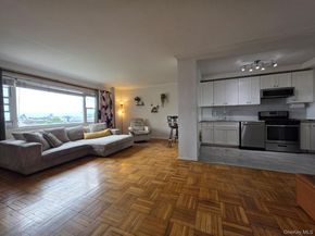 8 Fordham hill Oval 10B, Bronx NY 10468