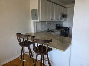 8 Fordham hill Oval 10B, Bronx NY 10468