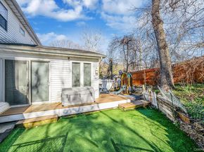36 Aloma Road, Rocky Point NY 11778