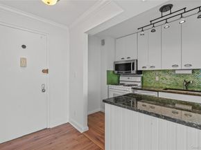 119 E Hartsdale Avenue 5K, Hartsdale NY 10530