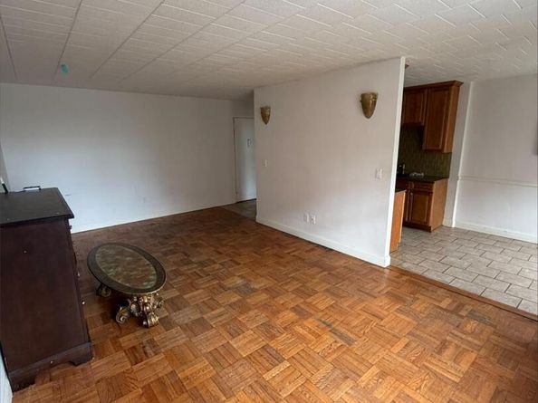 510 Midland Avenue 2C, Yonkers NY 10704