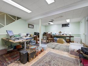 16 Ria Drive, White Plains NY 10605