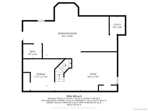 6 Robert Court, Center Moriches NY 11934