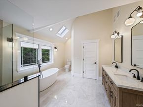6 Robert Court, Center Moriches NY 11934