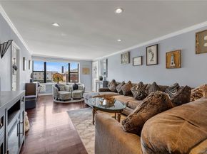 333 E Broadway 1D, Long Beach NY 11561