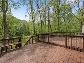 10 Silvermine Drive, South Salem NY 10590
