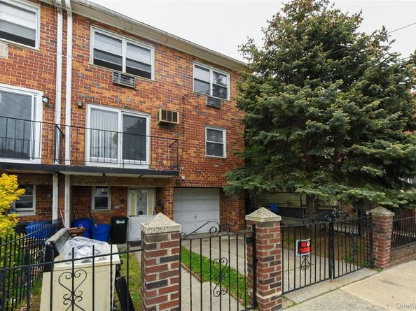 97-33 90th Street, Ozone Park NY 11416