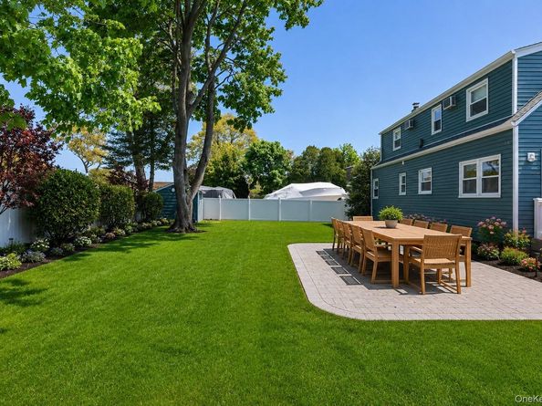 317 Oconnor Road, North Babylon NY 11703