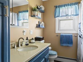 317 Oconnor Road, North Babylon NY 11703