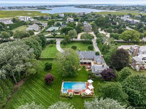 92 Beach Lane, Westhampton Beach NY 11978