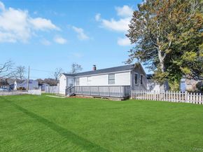 209 Jamaica Avenue, Medford NY 11763