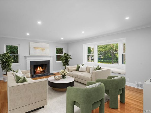 19 Bonnie Way, Larchmont NY 10538