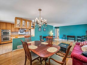 729 Ent Avenue, Westhampton NY 11978