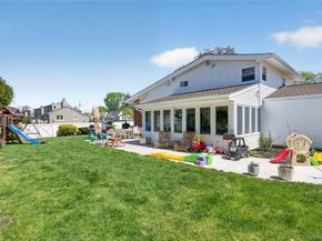 182 W 21st Street, Deer Park NY 11729