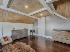 16 Glen Lane, Glen Head NY 11545