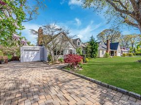 16 Glen Lane, Glen Head NY 11545