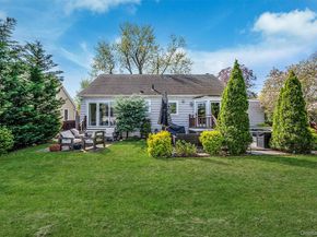 16 Glen Lane, Glen Head NY 11545