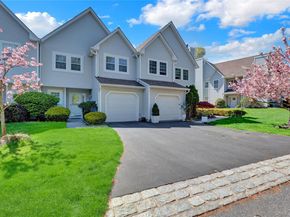 113 Erin Lane, East Setauket NY 11733