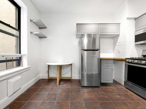 83-09 Leffert, Kew Gardens NY 11415