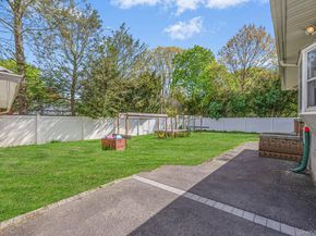 537 Livingston Street, Westbury NY 11590