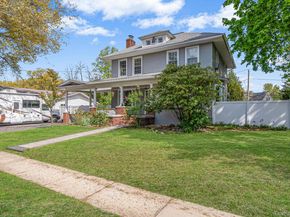 537 Livingston Street, Westbury NY 11590