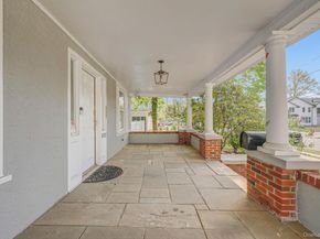 537 Livingston Street, Westbury NY 11590