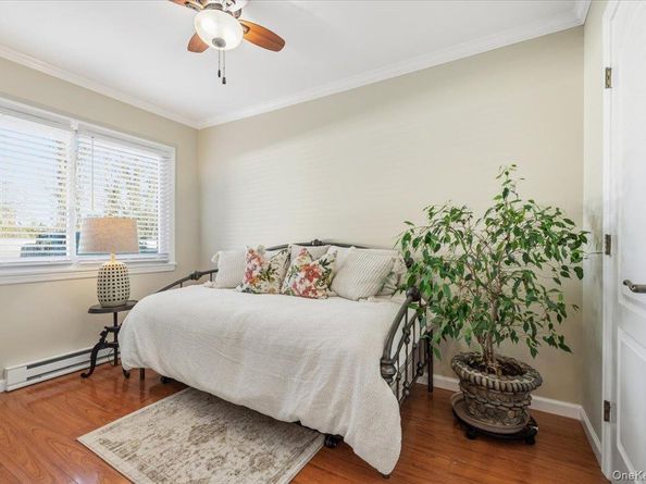 40 West 4 St 163, Patchogue NY 11772