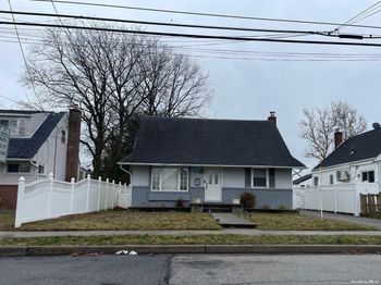 200 Raff Avenue