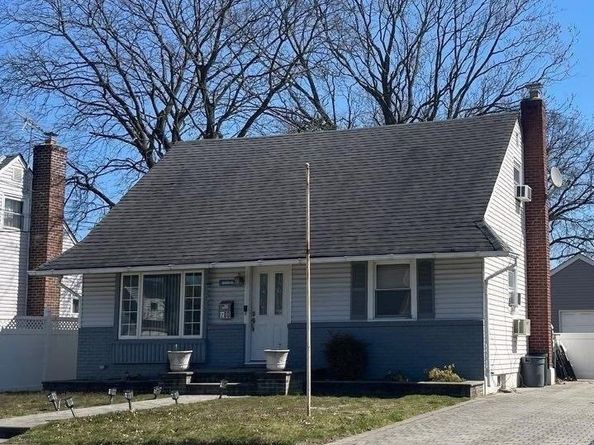 200 Raff Avenue, Elmont NY 11003