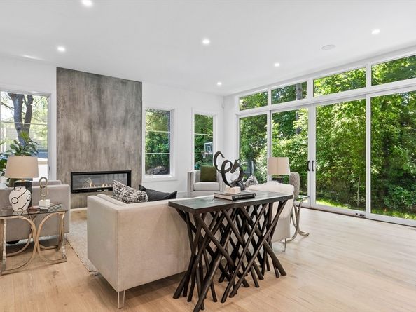 50 Grace, Newton MA 02459