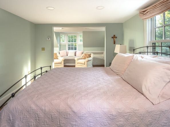 659 Front St, Marion MA 02738