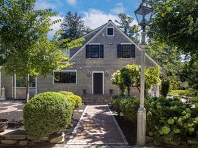 659 Front St, Marion MA 02738