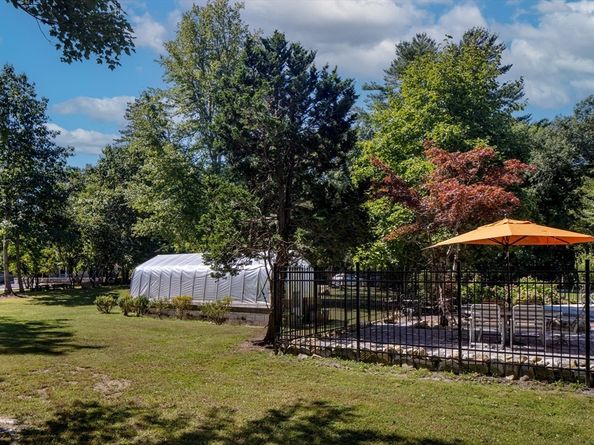 659 Front St, Marion MA 02738
