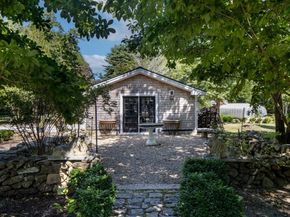 659 Front St, Marion MA 02738