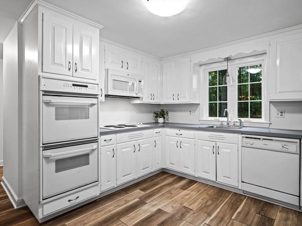 10 High Ridge Road, Boxford MA 01921