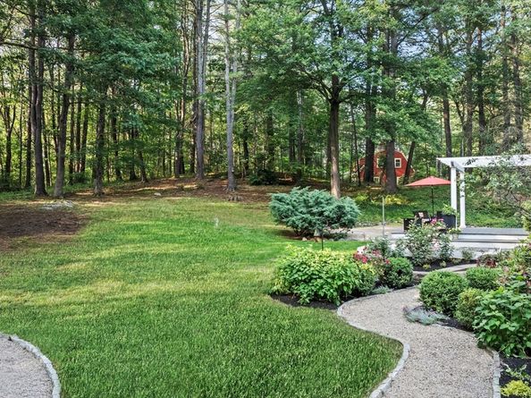 10 High Ridge Road, Boxford MA 01921
