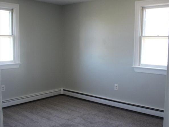 11 Skyview Lane, Woburn MA 01801