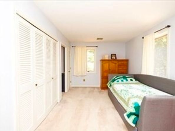 38 Bentwood Dr 38, Sturbridge MA 01566