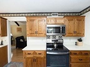 38 Bentwood Dr 38, Sturbridge MA 01566