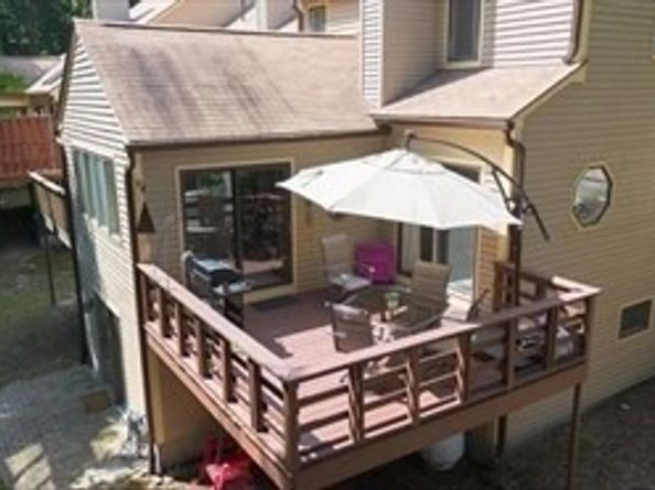 38 Bentwood Dr 38, Sturbridge MA 01566