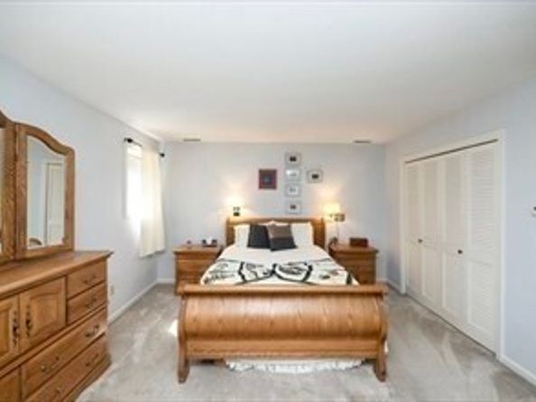 38 Bentwood Dr 38, Sturbridge MA 01566