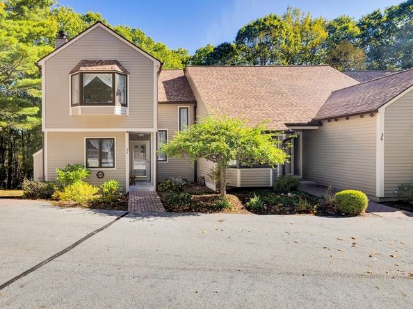 38 Bentwood Dr 38, Sturbridge MA 01566