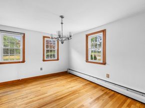 8 North St, Bridgewater MA 02324
